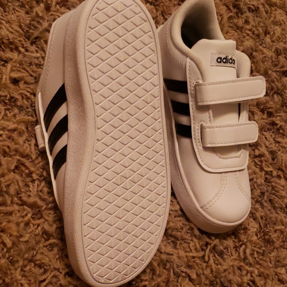 Adidas child's size 9
